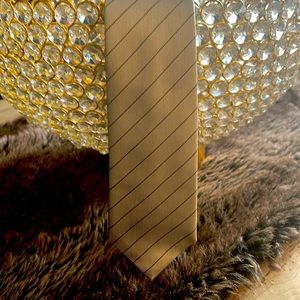 New With Tags. Hugo Boss 100% Silk Hand Made Tie. Natural Colour.